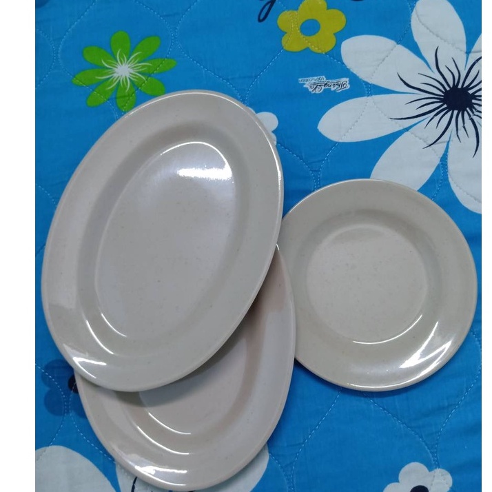 Dĩa hột xoài nhựa Melamine màu Nâu