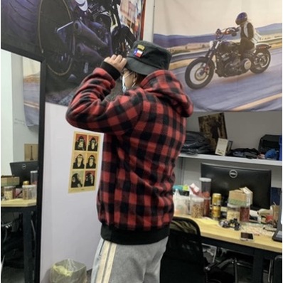 Hoodie Nam Nữu Caro Đỏ Unĩe Dáng Rộng Mũ To Túi Bụng Uzzlang Năng Động Trẻ Trung