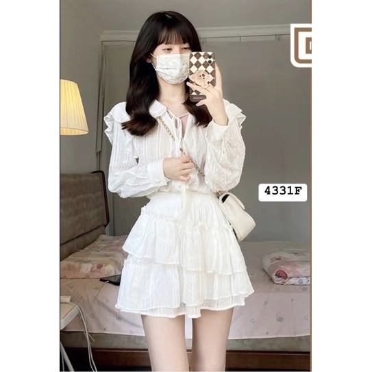 SET ÁO TRẮNG BBD REN BI CỔ BÈO + CHÂN VÁY XÉO TẦNG 🤍