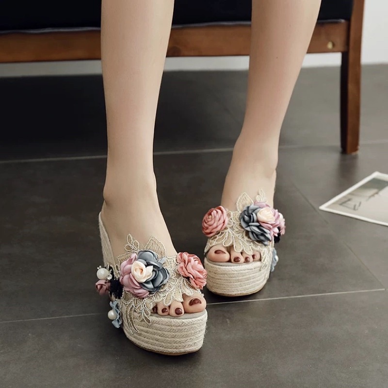 Dép đế xuồng quai đan đính hoa vải 12 cm, hàng cao cấp