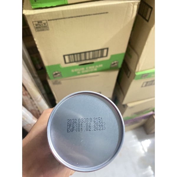 Khoai tây chiên Pringles Sour Cream & Onion 134 date 2024