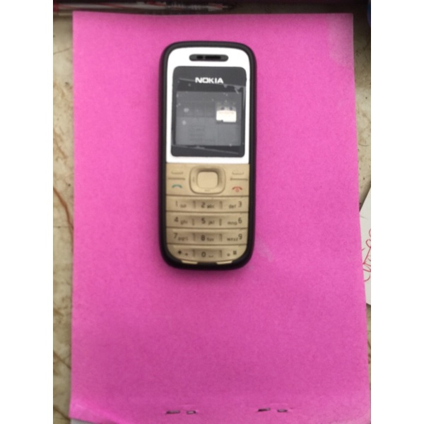 Vỏ nokia 1200 xịn phím(như hình)