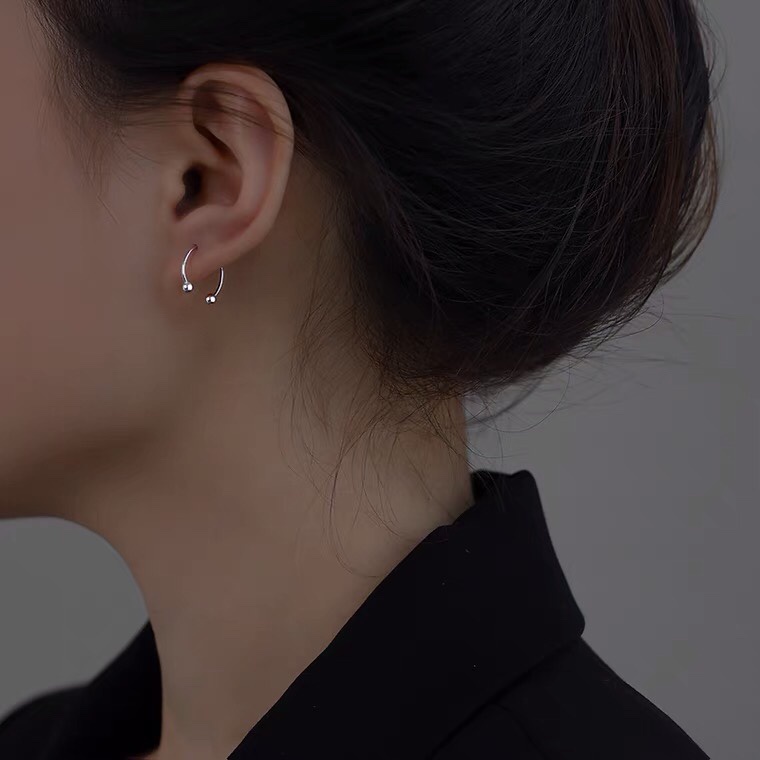 Khuyên Tai Thép Titan Hình Chữ U Phong Cách Hip Hop Cho Nam Nữ