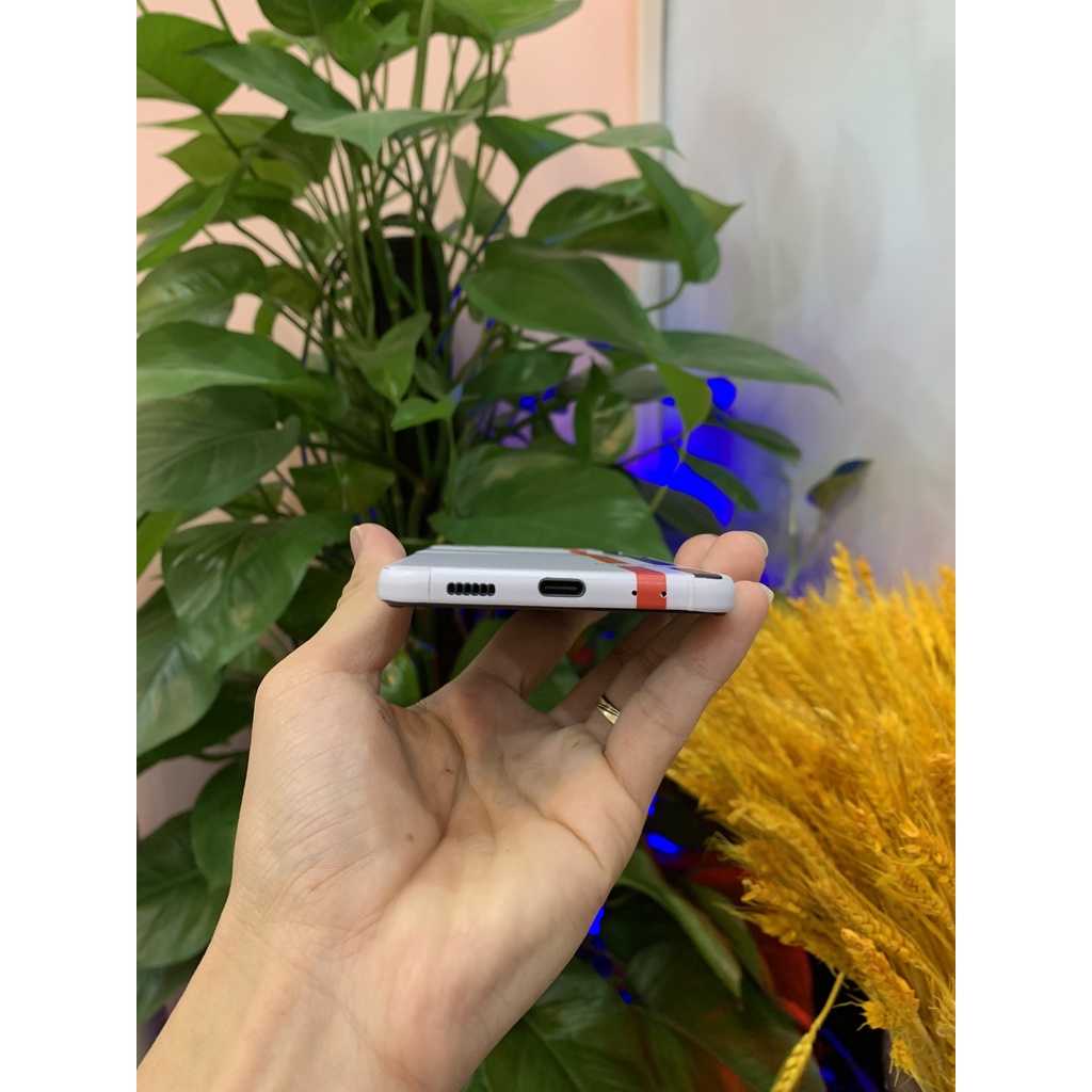 Skin dán điện thoại mẫu THOM BROWNE New York