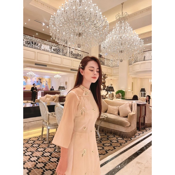 Vải Tơ Sống Thêu Hoa