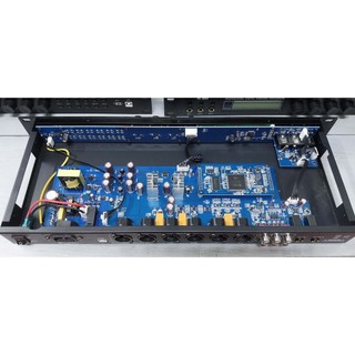 VANG bãi mixser karaoke TK 960 ( vang số PM+chỉnh tay)