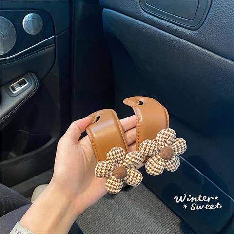 Móc da chịu lực cao cấp họa tiết ins houndstooth dễ thương vô hình gắn lưng ghế xe lưu trữ phía sau id44