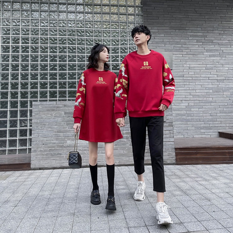 Áo Sweater Cặp Đôi Tay Dài Cổ Tròn Màu Đỏ Phong Cách Trung Hoa Thời Trang Xuân Thu 2021