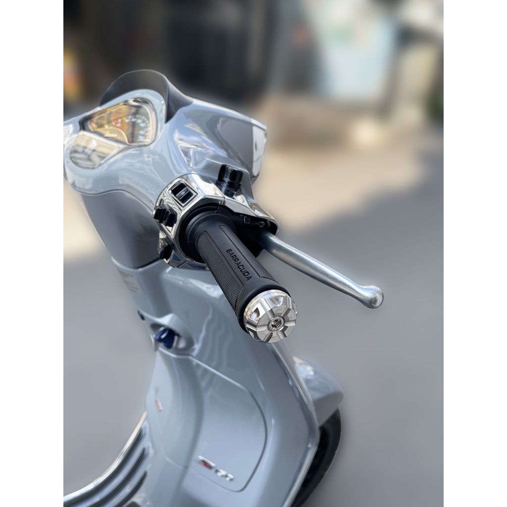 Cặp bao tay Barracuda chính hãng dành cho các loại xe Vespa Honda Yamaha