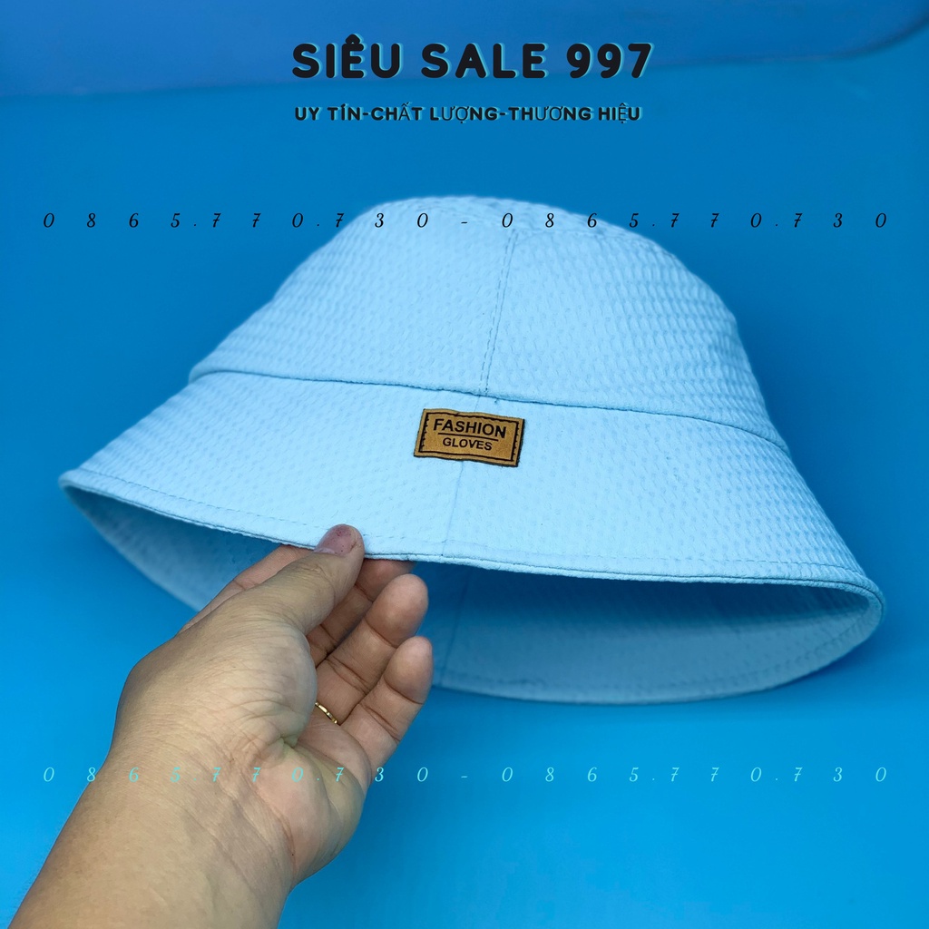 NÓN VÀNH CỤP THÊU LOGO DA CHẤT VẢI MỀM HỌA TIẾT TỔ ONG 4 MÀU CAO CẤP