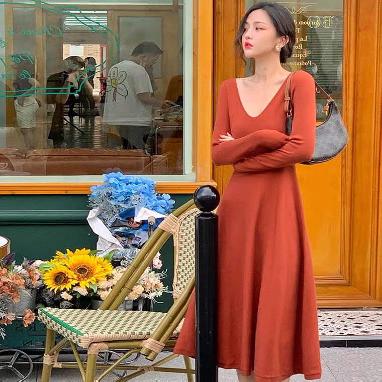 Đầm midi nữ SUXI dệt kim cổ V ôm dáng eo cao thời trang mùa thu