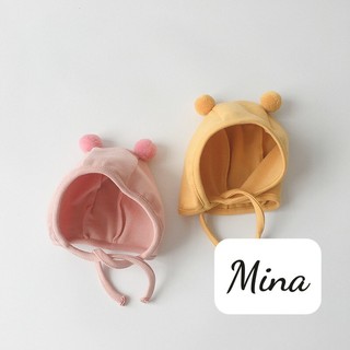 Mũ cục bông cho bé nhà Mina