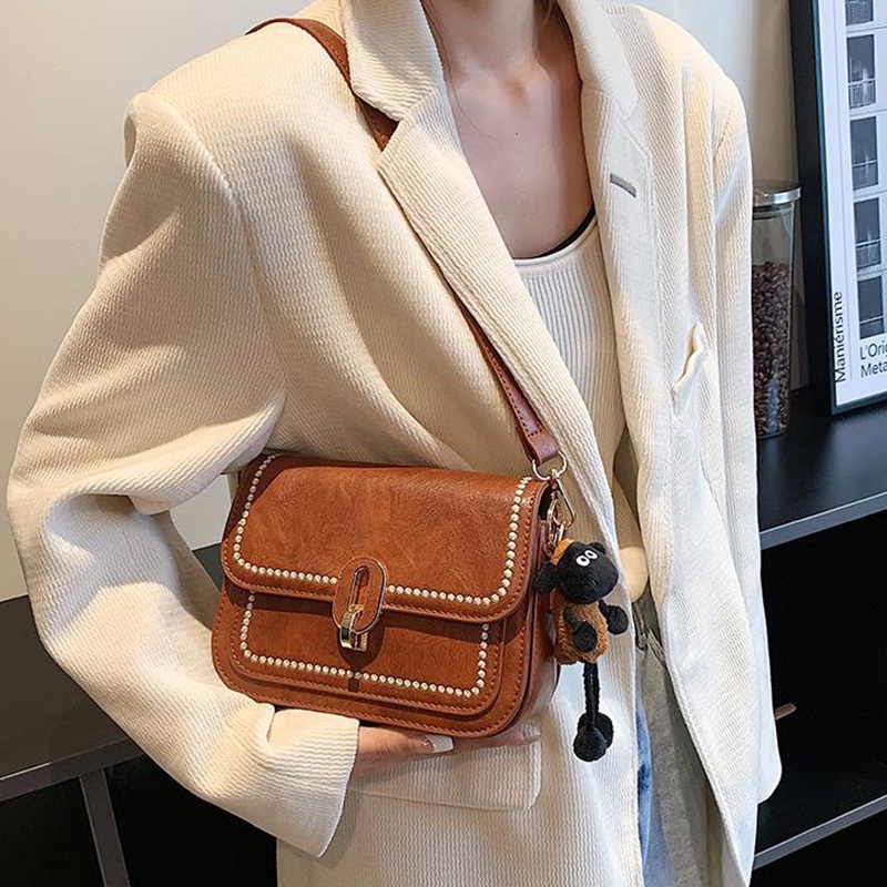 Mặt Dây Chuyền Hình Vuông Nhỏ Phong Cách Cổ Điển Cho Nữ