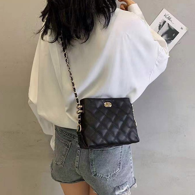 Túi trần trám thời trang bucket túi xách nữ công sở túi đeo chéo nữ dây xích
