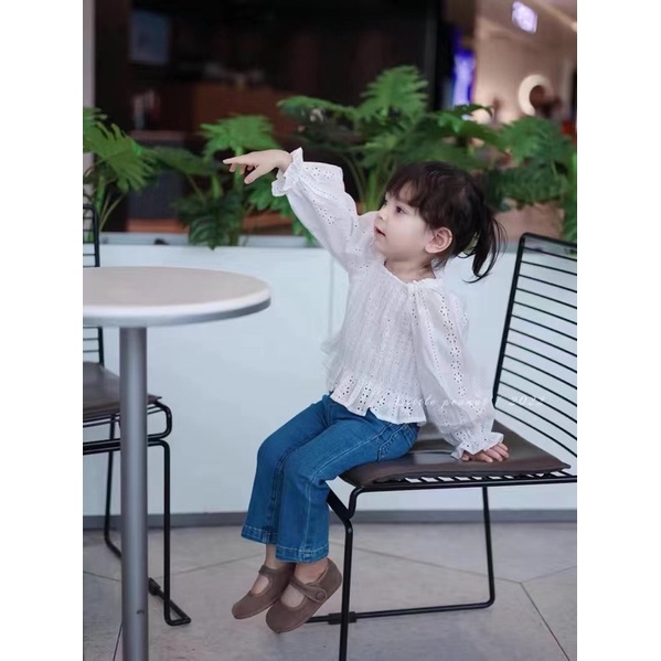 Quần ống loe dễ thương cho bé