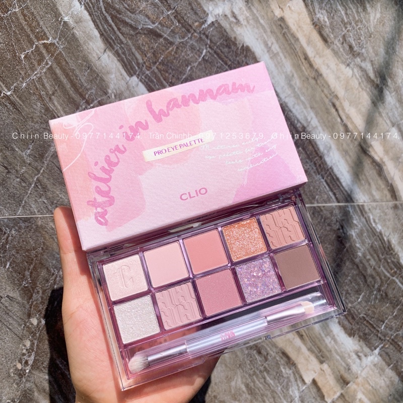 Có kèm cọ mắt - Bảng phấn mắt CLIO Pro Eye Palette màu số 14 tone Atelier in Hannam tím mộng mơ