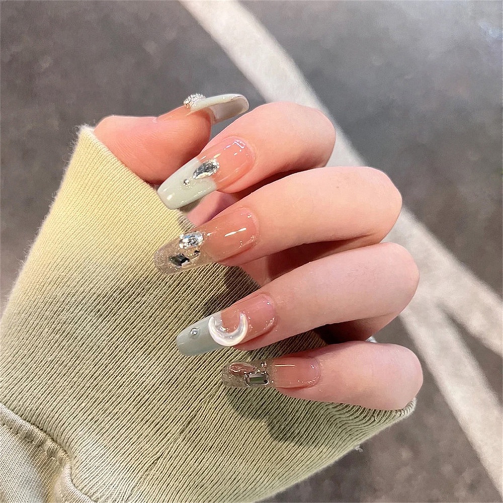 Set 24 móng tay giả YADORNOS phối hình mặt trăng đính đá thời trang