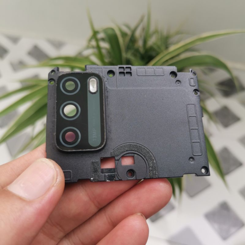 Kính camera Vsmart star 5 V352a kèm nẹp main
