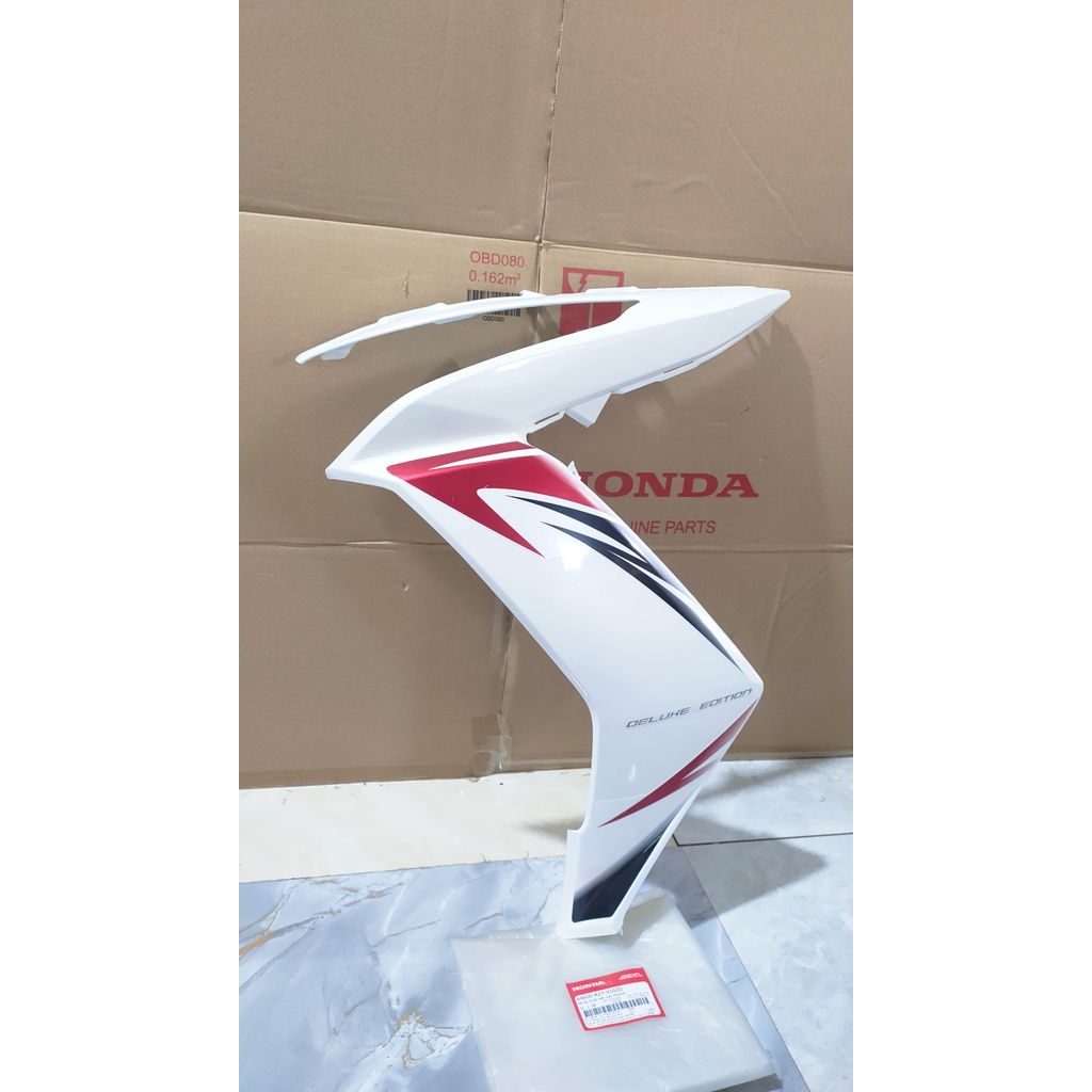 Cánh yếm bên trái - bửng yếm HONDA AIR BLADE 125 năm 2012 màu Đỏ trắng. *R340X* 64600K27V10ZD