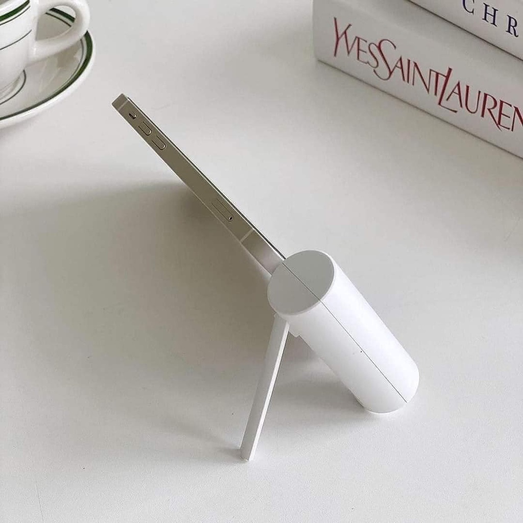 Sạc dự phòng 5000mAh mini cầm tay hãng Actimon