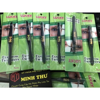 Nhíp con mèo màu đen Lucky dùng để nhổ râu, nhổ lông mày