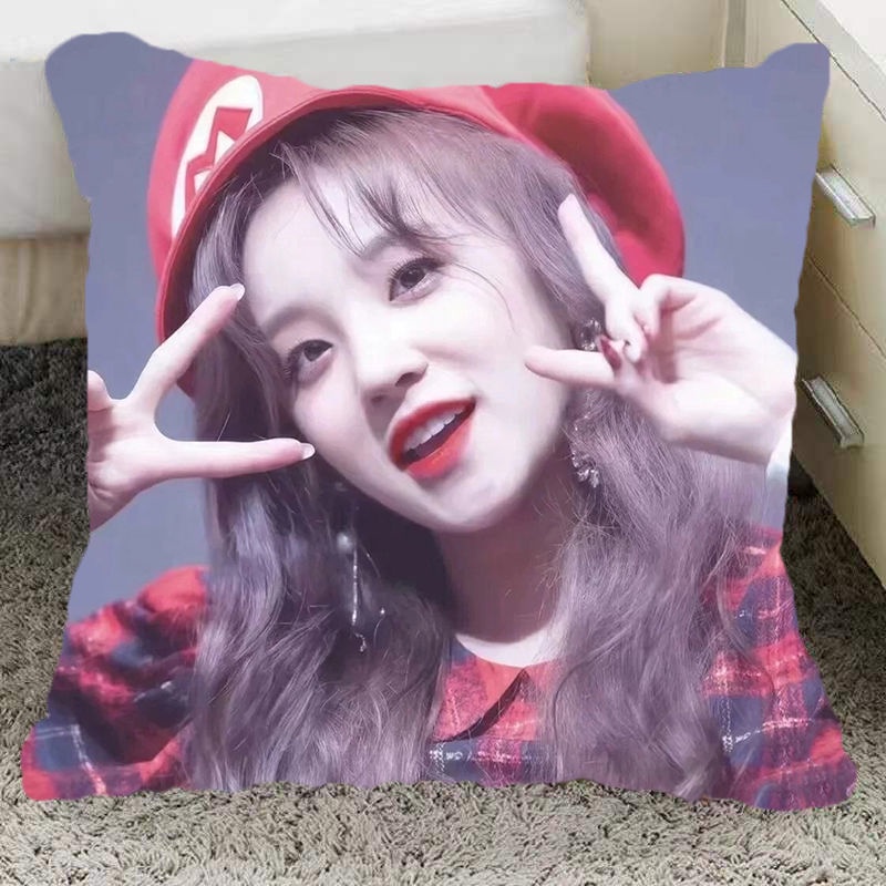 Hàng Mới Về Mới Gối Ôm Hình Song Yuqi G-I-DLE Hai Mặt Tùy Chỉnh Dễ Thương Thích Hợp Làm Quà Tặng Cho Nam Và Nữ