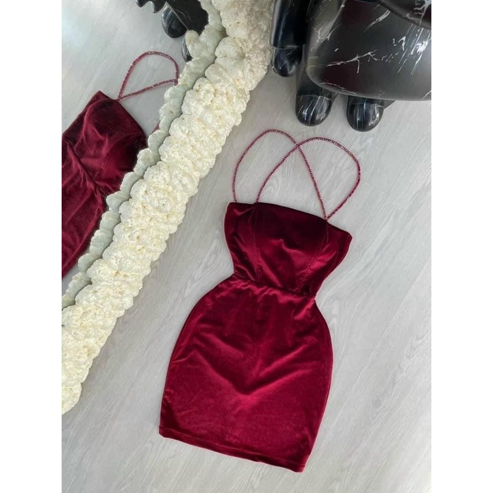 ĐẦM NHUNG CÓ MÚT DÂY CƯỜM THIẾT KẾ TÔN DÁNG MANG HƠI HƯỚNG SEXY QUYẾN RŨ CHO CHỊ EM UP shop valentina