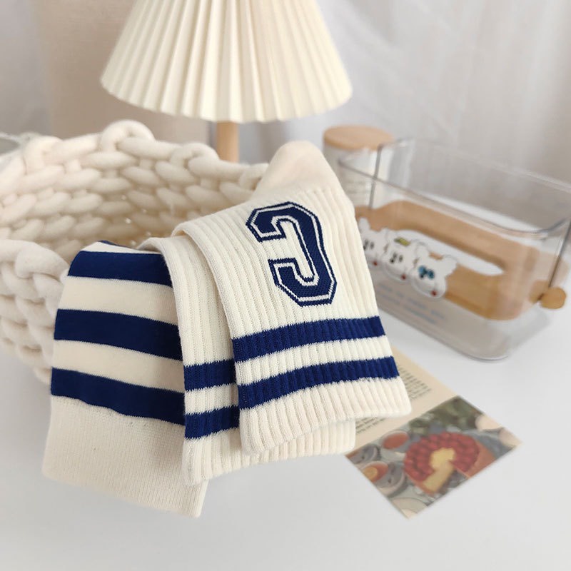 Tất Vớ Cao Cổ Thể Thao Nam Nữ Phong Cách Hàn Quốc Chữ C