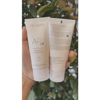 Kem đánh răng tắm sáng Ap24 Nuskin whiteing Flouride Toothpaste 110g trắng răng, hết hôi miệng, ngừa sâu răng.