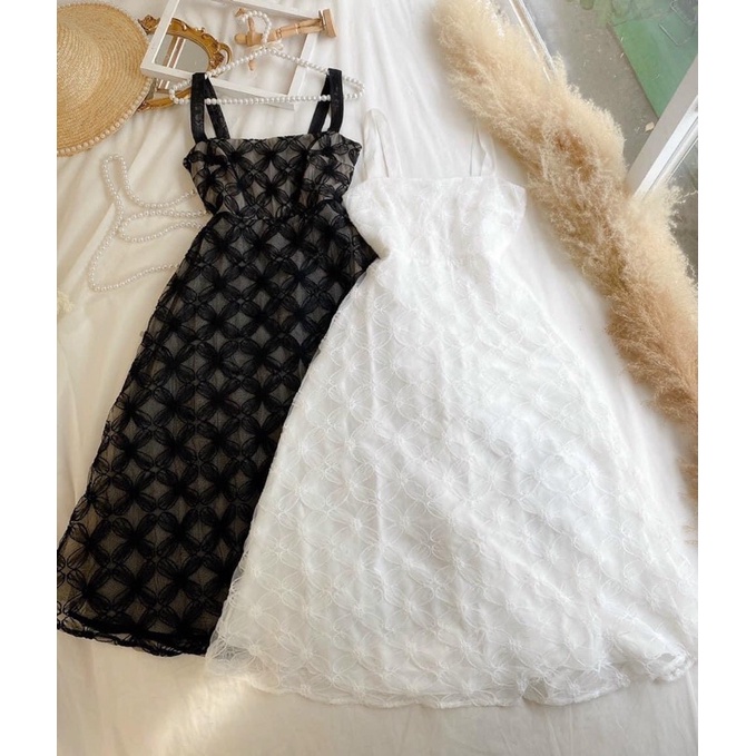 Đầm voan ren dáng dài