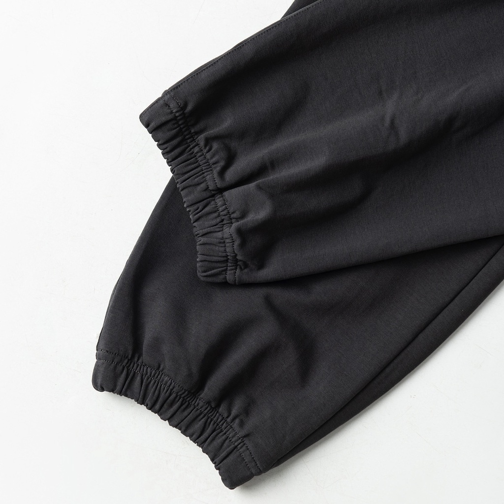 Quần nỉ Jogger Essential chất nỉ da cá gấu chun dáng Basic Unisex màu Xám chì Loacal brand Blue Blooded