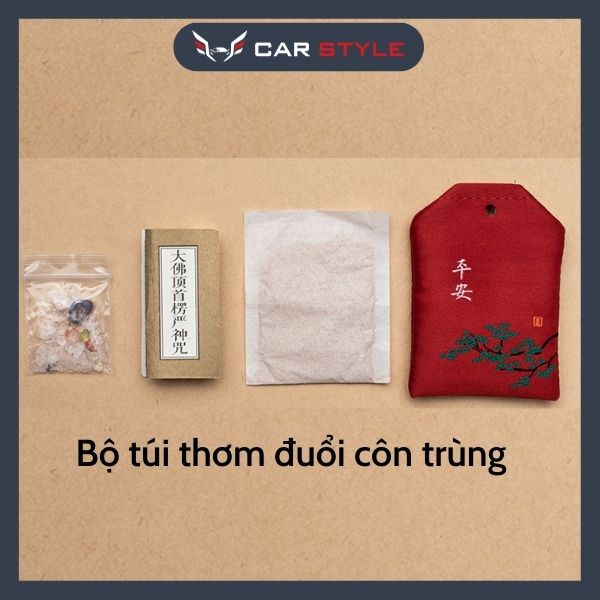 Khánh treo ô tô hoa sen trang trí xe hơi đường nét điêu khắc tinh tế  chất liệu gỗ hương có thêm  túi toả hương đuổi côn