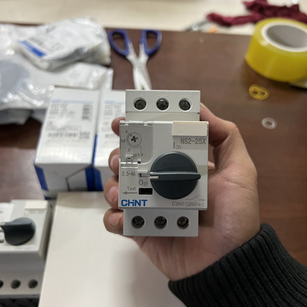 CB Chỉnh Dòng CHINT NS2-25 Hàng Chính Hãng