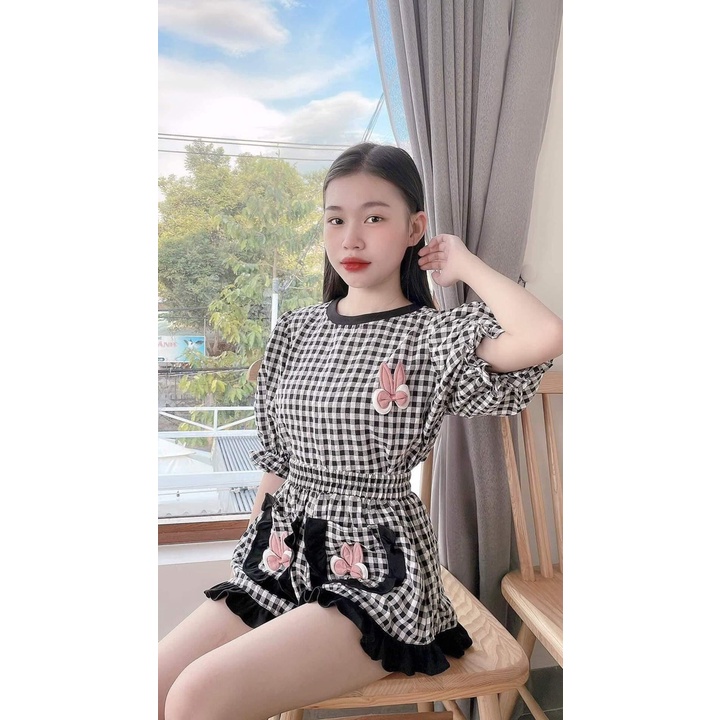 [11.11 Sale Freeship] Set bộ đùi nữ,áo cổ tròn sọc caro áo voan tay bồng thêu hình thỏ kèm quần cộc ngắn viền ren có túi