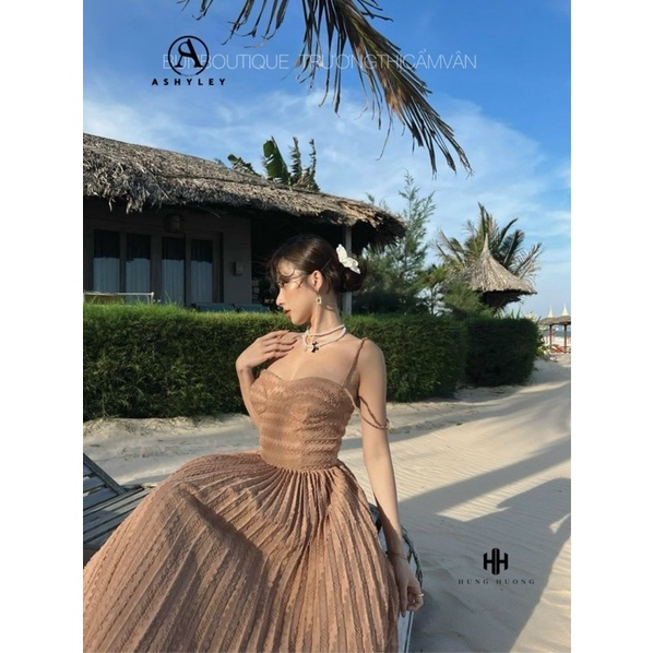 Đầm 2 dây dập ly hoa nổi