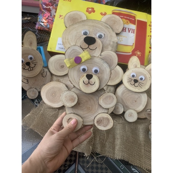 Con vật ghép bằng khoanh gỗ