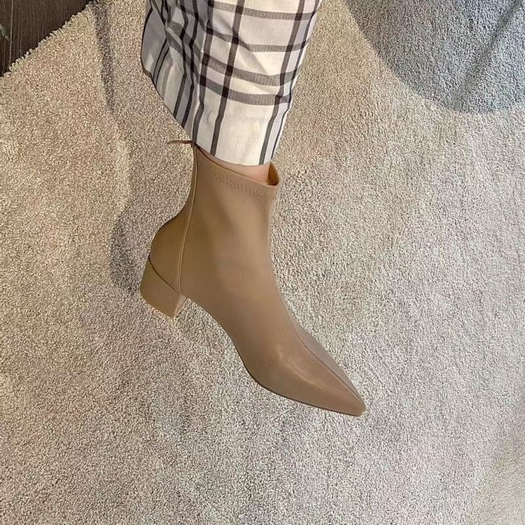 Giày Boots Martin Gót Dày Mũi Nhọn Thời Trang Cá Tính