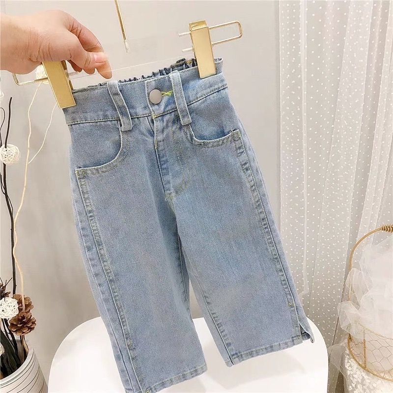 Quần jeans dáng suông, quần bò cho bé gái dài màu xanh nhạt thời trang Hàn Quốc QD11