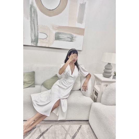 Đầm lụa (có bigsize) nút bọc xẻ trước H99