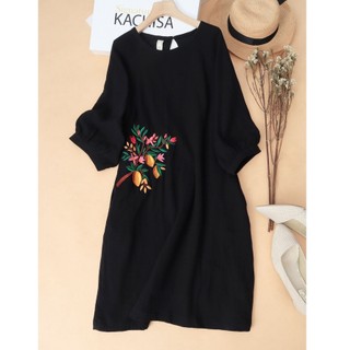 Đầm muslin 2 lớp thêu màu đen kachisa 656