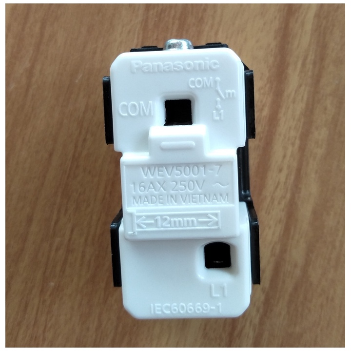 Hạt công tắc Panasonic – Dòng Wide Series  16A 250V - Chính hãng