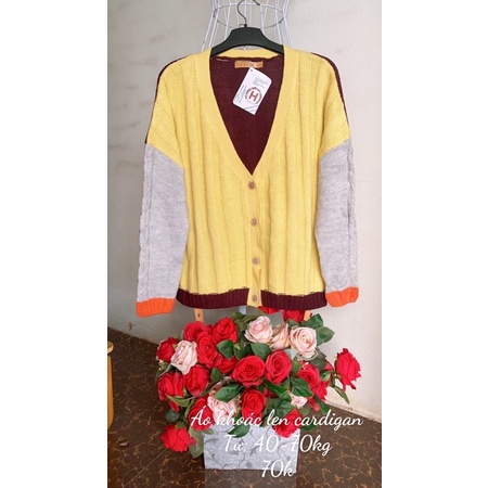 Áo khoác len kiểu cardigan