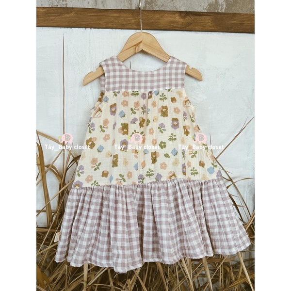 Đầm thiết kế 3 tầng cho bé muslin hoa nhí caro tím Tây Babycloset cho bé gái