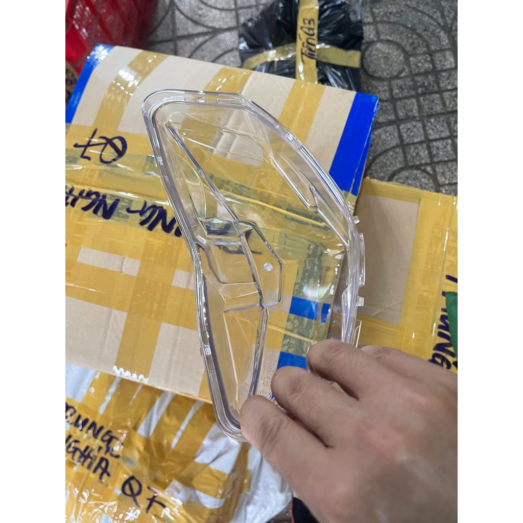 Mica choá đèn pha xe Exciter 150 đời 2019-2023.