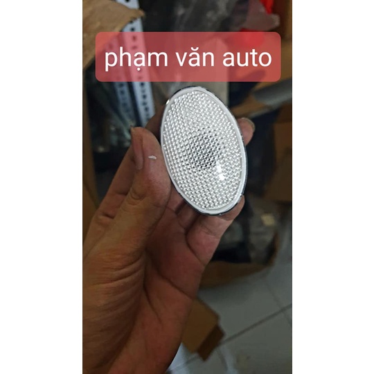 Đèn Soi Bậc Lên Xuống Cửa Lùa Ford Transit  mã 7C1913707AE Phạm Văn auto