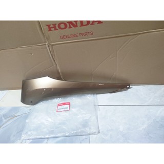 Ốp sàn bên phải - thanh cạnh honda lead 110 cũ năm 2009-2011 màu vàng. 83510gge900zk