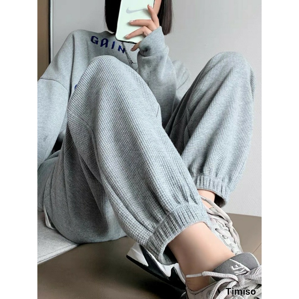 Quần Nữ phom rộng dáng jogger thể thao chất Nỉ Tổ Ong bo gấu siêu đẹp QN767