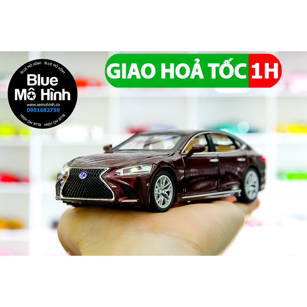 Xe mô hình sedan Lexus LS 500H 1:32