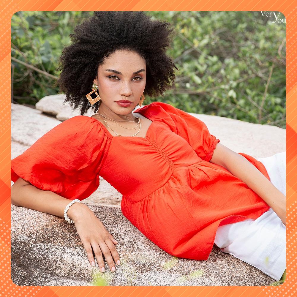 Áo nhún ngực tay phồng YV LE &amp; CO vải tơ xước màu đỏ nữ tính nổi bật