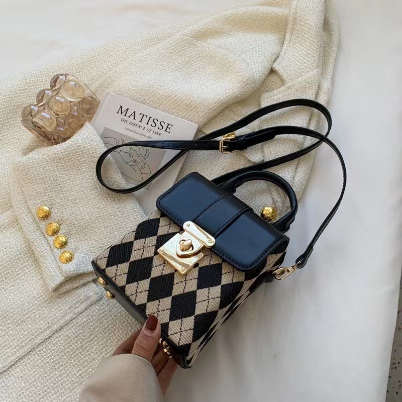 Túi Đeo Chéo Đựng Điện Thoại Đính Đá Thời Trang 2022 Dành Cho Nữ